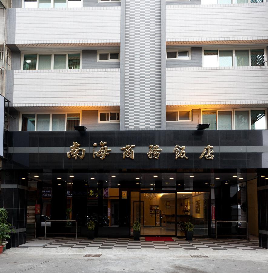 Hotel South Sea Гаосюн Экстерьер фото